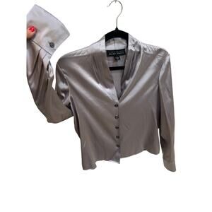 LInda Allard Ellen Tracy silver gray/ shimmery silk blouse size 8 wide cuffs
